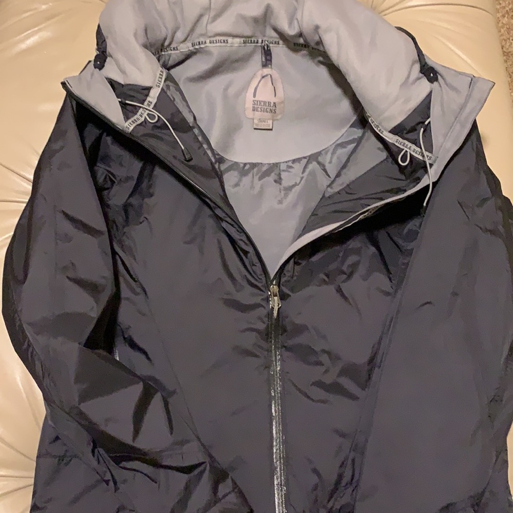 Sierra Coat - image 3